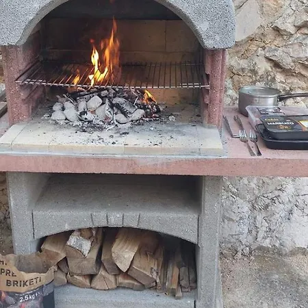 Arta 2 דירה